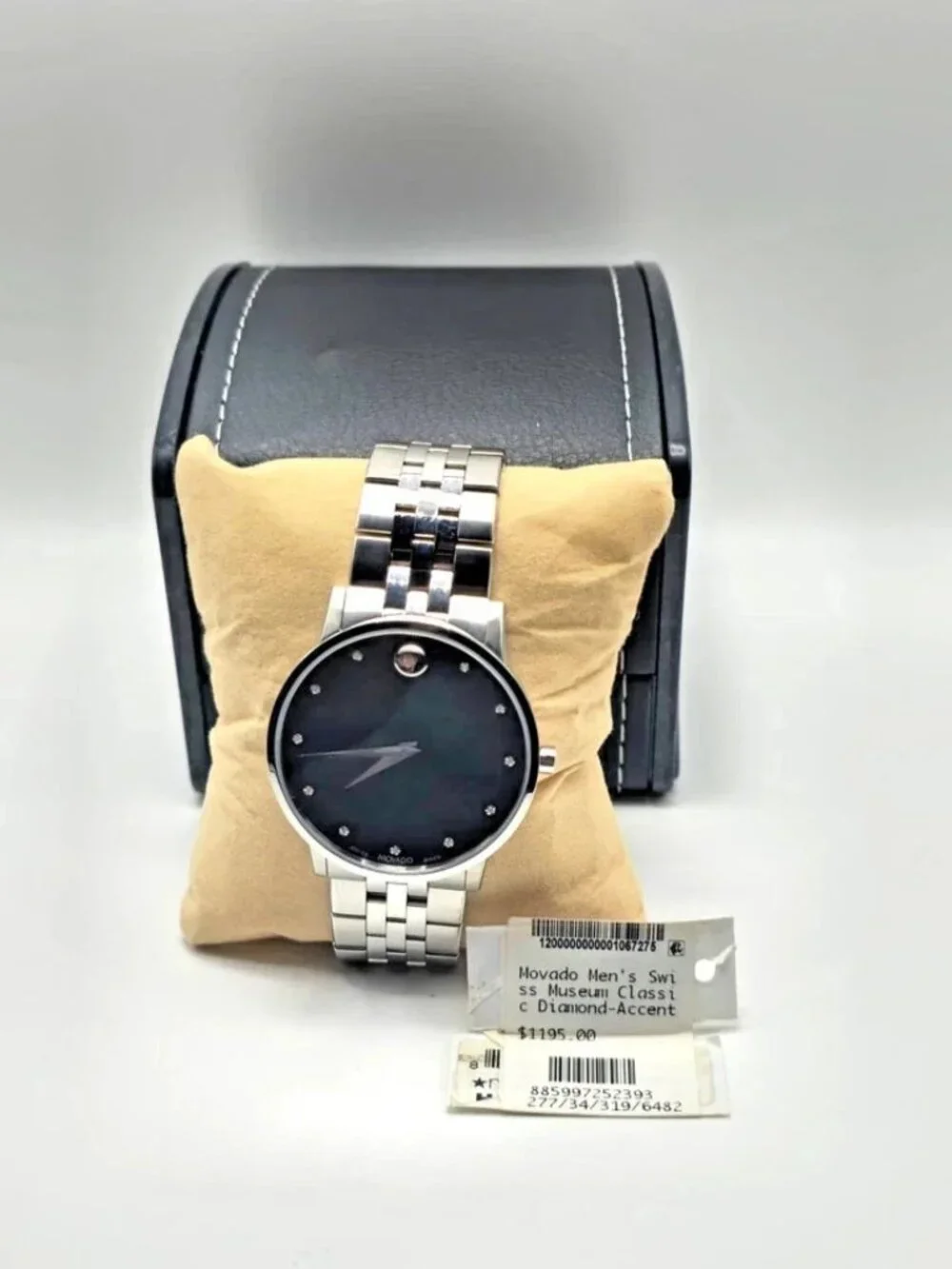 Movado Museum Classic Black Dial Mens Watch 0607201 Stainless Steel Swiss Made